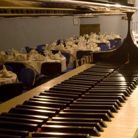 Monferrato فندق 3*